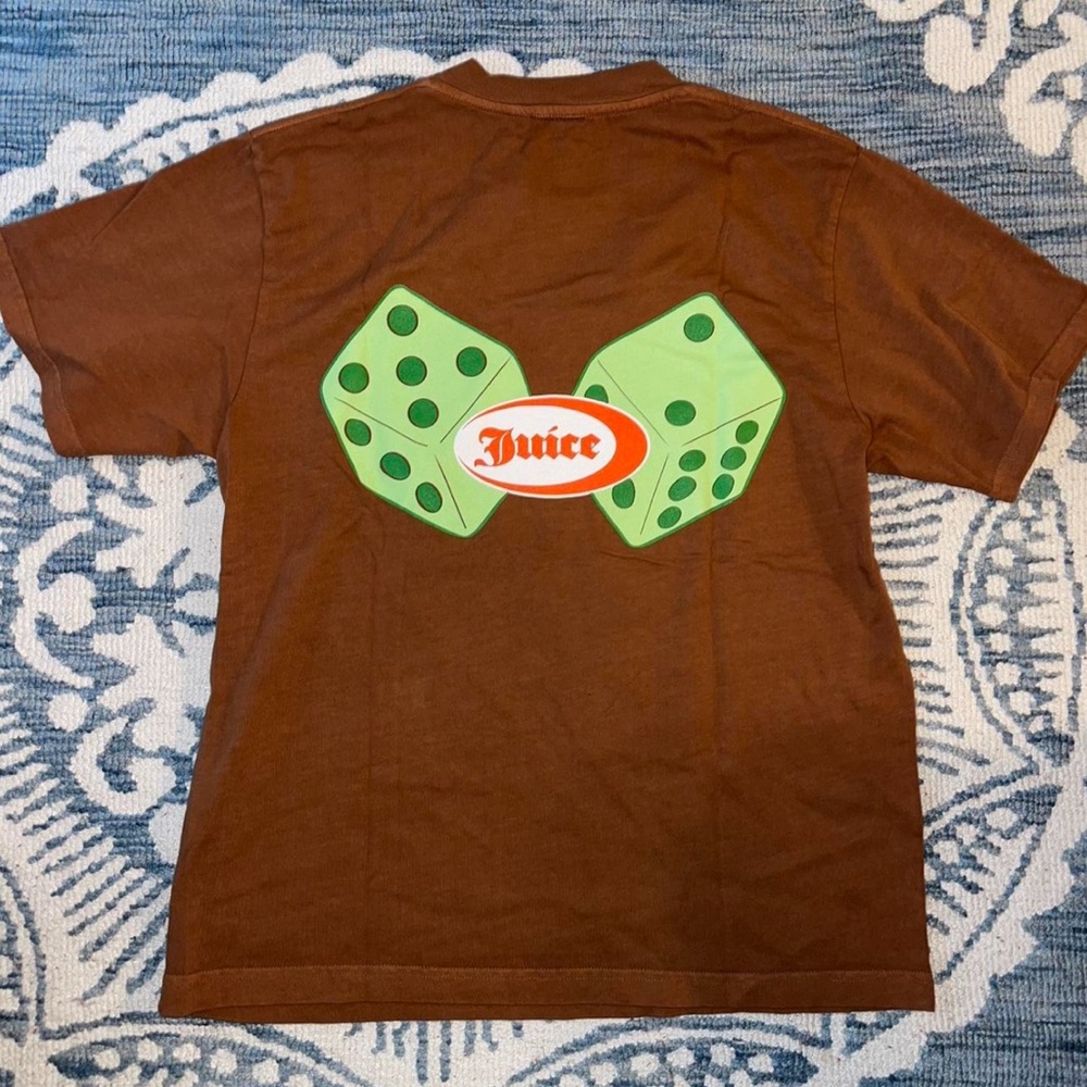 Juice gambling tee
